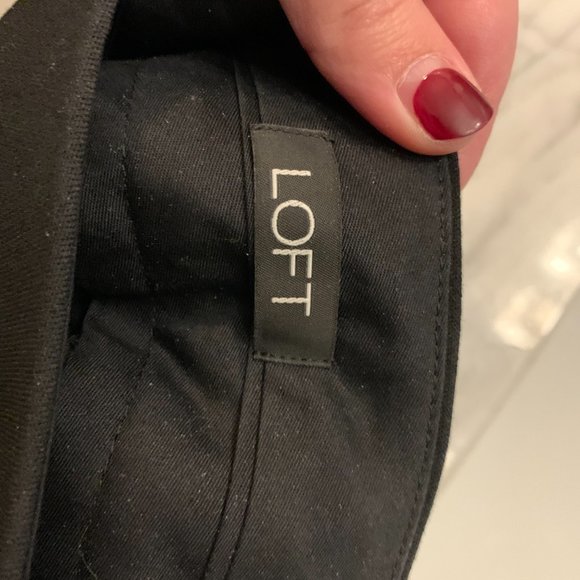 Loft 'Julie' Black Pants, size 6. MOVING SALE! - Picture 2 of 4